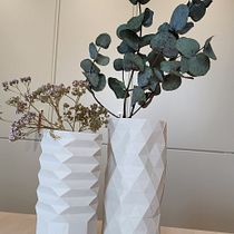 My project for course: Geometric Handmade Molds: Design 3D-faceted Objects. Projekt z dziedziny Design, Projektowanie dodatków, Craft,  Sztuki piękne, Projektowanie wnętrz,  Dekoracja wnętrz, Dekoracja wnętrz i DIY użytkownika laurinkate - 23.07.2022