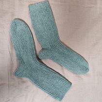 Mi proyecto del curso: Diseño y tejido de calcetines en crochet. Fashion Design, Fiber Arts, DIY, Crochet, and Textile Design project by marta.grana.fdez - 07.24.2022
