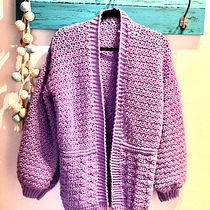 Mi proyecto del curso: Crochet: diseña y teje prendas de estilo romántico. Design de moda, Tecido, DIY, Crochê, e Design têxtil projeto de Gabi Carjuzaa - 23.07.2022