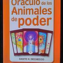 Oráculo de los Animales de Poder. Un projet de Design , Illustration traditionnelle , et Design graphique de Dante Dechecco - 09.11.2019