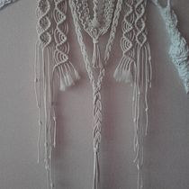 My project for course: Introduction to Macrame Tapestry. Un progetto di Design di accessori, Artigianato, Fiber Art, Macramè e Textile Design di Greta Augaityte - 01.08.2022