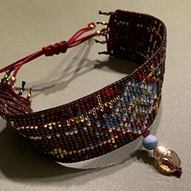 Mein Kursprojekt: Perlenschmuckdesign: Webe elegante Muster. Accessor, Design, Arts, Crafts, Jewelr, Design, and Fiber Arts project by Petra Roessner - 08.03.2022