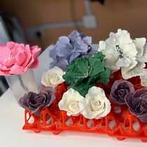 My project for course: Sugar Flowers for Cake Designs. Un progetto di Design e DIY di Amina Khalid - 02.08.2022