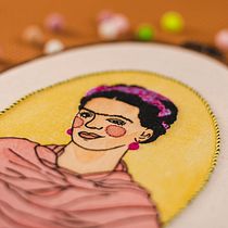 Mi proyecto del curso: Creación de retratos bordados en acuarela. Un progetto di Pittura, Pittura ad acquerello, Ricamo e Textile Design di Lisbeth Farfán Chávez - 05.08.2022