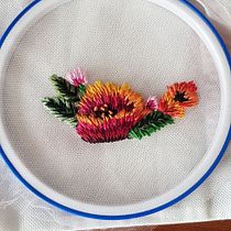 Mi proyecto del curso: Bordado freestyle sobre tul para principiantes. Accessor, Design, Embroider, Botanical Illustration, and Textile Design project by elenasuarezviera - 08.10.2022