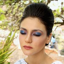 Mi proyecto del curso: Retoque fotográfico de moda y belleza con Photoshop. Photograph, Photo Retouching, Fashion Photograph, Portrait Photograph, and Digital Photograph project by Ruth - 08.10.2022