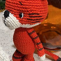 Mi proyecto del curso: Diseño de amigurumis: crea personajes de crochet. Arts, Crafts, Fiber Arts, Art To, s, Creating with Kids, Crochet, and Amigurumi project by Ana Elena Samudio Mancera - 08.09.2022