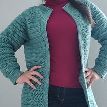 Mi proyecto del curso:  Top-down: prendas a crochet de una sola pieza. Fashion Design, Fiber Arts, DIY, Crochet, and Textile Design project by Katherina Molina - 08.11.2022