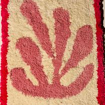 Alfombra estilo Henri Matisse. Un projet de Artisanat, Décoration, Art textile, DIY , et Design textile de Danitza Baez - 13.08.2022