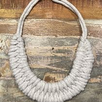 My project for course: Rope Jewelry for Beginners: Make Your Own Necklaces. Arts, Crafts, Jewelr, Design, Macramé, and Textile Design project by Valentine McKey - 08.13.2022