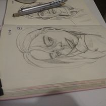 Mi proyecto del curso: Sketchbook de retrato: explora el rostro humano. Un projet de Esquisse , Dessin, Dessin de portrait, Dessin artistique , et Carnet de croquis de mei_ml - 14.08.2022