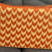 Cubierta para laptop basado en un diseño de Molla. Un progetto di Design di accessori, Pattern design, Fiber Art, DIY, Uncinetto e Textile Design di Ma. del Rosario Martín Pérez - 10.08.2022