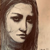 My project for course: Artistic Charcoal Portraiture: Creating Atmosphere. Artes plásticas, Desenho, Desenho de retrato, Desenho realista, e Desenho artístico projeto de Laura Di Stefano - 16.08.2022