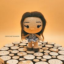 Mi proyecto del curso: Amigurumis: personas tejidas a crochet. Arts, Crafts, To, Design, Fiber Arts, Crochet, Amigurumi, and Textile Design project by Natalie Ponce - 08.16.2022