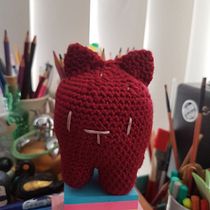 My project for course: Amigurumi: Creation of Characters through Crochet. Arts, Crafts, To, Design, Fiber Arts, Crochet, Amigurumi, and Textile Design project by clockworkmagpie - 08.16.2022