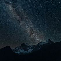 Mi proyecto del curso: Introducción a la astrofotografía. Un proyecto de Fotografía y Fotografía en exteriores de Elvis Salazar - 18.08.2022