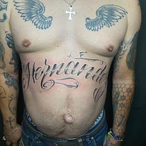 Mi proyecto del curso: Tatuaje a mano alzada de letras cursivas. Un projet de Lettering , et Conception de tatouage de Angel Arciniega Hernández - 20.08.2022