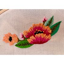 Mi proyecto del curso: Bordado freestyle sobre tul para principiantes. Accessor, Design, Embroider, Botanical Illustration, and Textile Design project by elle_et_le_fil - 08.21.2022