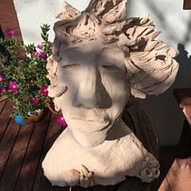 My project for course: Introduction to Clay Figurative Sculpture. Fine Arts, and Sculpture project by Sandie Mirfield - 08.22.2022