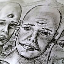 Final Project Anatomical drawing of the human head - Three-Headed. Fine Arts, Pencil Drawing, Drawing, Portrait Drawing, Figure Drawing, and Realistic Drawing project by Sara Baptista - 08.23.2022