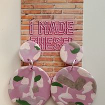 My project for course: Polymer Clay Jewelry Design for Beginners. Un progetto di Design di accessori, Artigianato, Design di gioielli e DIY di debbiespagnolo - 24.08.2022