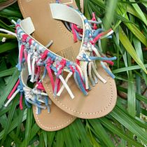 Mi proyecto del curso: Macramé: decora tus zapatillas y sandalias. Un progetto di Design di accessori, Artigianato, Fiber Art, Macramè e Textile Design di Karla Cruz - 14.08.2022