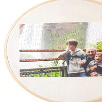 Meu projeto final. Photograph, Paper Craft, Embroider, DIY, and Textile Design project by Sarita De Fáveri - 08.28.2022