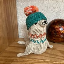 Mi proyecto del curso: Diseño de amigurumis: crea personajes de crochet. Arts, Crafts, Fiber Arts, Art To, s, Creating with Kids, Crochet, and Amigurumi project by Cristina Berezowsky - 09.03.2022