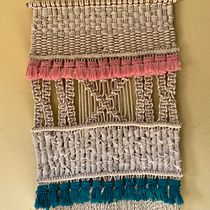 Mi proyecto del curso: Introducción al macramé: creación de un tapiz decorativo Ein Projekt aus dem Bereich Erweiterungsentwicklung, H, werk, Innendesign, Dekoration von Innenräumen, Weben, Makramee und Textildesign von Lorena Carrazana Tapia - 31.08.2022