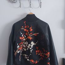 Mi proyecto del curso: Corte y confección de una cazadora bomber desde cero. Design de moda, Costura, e Modelagem e confecção projeto de yolandaprez - 04.09.2022