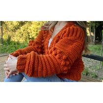 Mi proyecto del curso: Crochet: diseña y teje prendas de estilo romántico. Design de moda, Tecido, DIY, Crochê, e Design têxtil projeto de macarenariffo.n - 31.08.2022