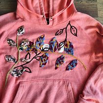 My project for course: Creative Embroidery: The Stitch Revolution. Un projet de Créativité, Broderie , et Design textile de Svenja Sabel - 07.09.2022