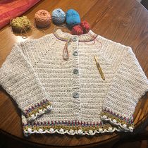 Mi proyecto del curso:  Top-down: prendas a crochet de una sola pieza. Un progetto di Fashion design, Fiber Art, DIY, Uncinetto e Textile Design di ritaguinaga - 07.09.2022