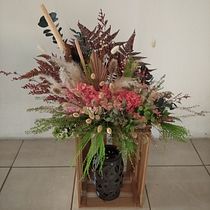 Mi proyecto del curso: Diseño de centros con flores secas y preservadas. Interior Design, L, scape Architecture, Decoration, DIY, Floral, and Plant Design project by info.mercimercy - 09.12.2022