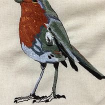 Mi proyecto del curso: Pintar con hilo: técnicas de ilustración textil. Petirrojo . Ilustração tradicional, Bordado, e Design têxtil projeto de Belinda Herrera Reyna - 15.09.2022