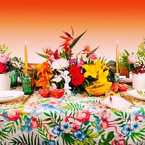 TROPICAL TABLE STYLING. Un progetto di Interior design, Paesaggismo, Interior Design, DIY e Design floreale e vegetale di Raúl Fernández Talero - 16.09.2022