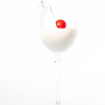 Fotografía de producto en alta velocidad. Photograph, Art Direction, Photograph, Post-production, Product Photograph, Studio Photograph, Fine-Art Photograph & Interior Photograph project by Elisa Ortiz Ramírez - 09.17.2022