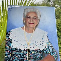 Mi proyecto del curso: Introducción al retrato realista al óleo. Anne Gago.. Un proyecto de Bellas Artes, Pintura y Pintura al óleo de Ana Gago - 19.09.2022