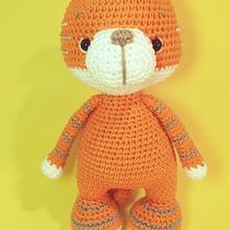 Mi proyecto del curso: Diseño de amigurumis: crea personajes de crochet. Arts, Crafts, Fiber Arts, Art To, s, Creating with Kids, Crochet, and Amigurumi project by Julia Echazarreta - 09.19.2022