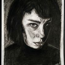 Dibujos de retratos artísticos. Un projet de Illustration traditionnelle, Beaux Arts, Esquisse , Dessin au cra, on, Dessin, Dessin de portrait, Dessin réaliste, Dessin artistique , et Dessin anatomique de Diego Maenza - 19.09.2022