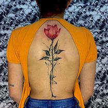 Mi proyecto del curso: Tatuaje botánico con puntillismo. Un progetto di Illustrazione tradizionale, Design di tatuaggi e Illustrazione botanica di Cristian Calderon - 16.09.2022