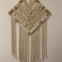 Il mio progetto del corso: Introduzione all’arazzo di macramè. Un progetto di Design di accessori, Artigianato, Fiber Art, Macramè e Textile Design di SARA Canonici - 10.09.2022