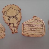 Cookie Decoration with Royal Icing. Design, and DIY project by naomi vasquez - 09.20.2022