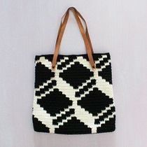Mi proyecto del curso: Diseño de patrones en crochet: encuentra tu propio estilo Ein Projekt aus dem Bereich Erweiterungsentwicklung, Musterdesign, Weben, DIY, Crochet und Textildesign von Duby Loop - 31.05.2022