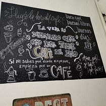Mi proyecto del curso: Lettering a mano para pizarra. Un projet de Illustration traditionnelle, Lettering, Dessin , et Lettering manuel de Andrea Castro - 25.09.2022