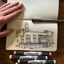 Mi proyecto del curso: Dibujo arquitectónico expresivo con marcadores de colores. Een project van  Schetsen,  Tekening,  Architecturale illustratie, Sketchbook y  Illustratie met inkt van simonestades - 22.09.2022
