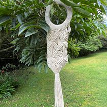 My project for course: Design and Creation of Macramé Handbags. Un projet de Design , Création d'accessoires, Artisanat, Couture, Art textile, Macramé , et Design textile de manuelakapitany11 - 27.09.2022
