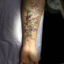 Mon projet du cours : Techniques de tatouage de style aquarelle : l'art dans la peau. Un projet de Illustration traditionnelle, Peinture, Aquarelle , et Conception de tatouage de Patricia Faubert - 08.09.2022