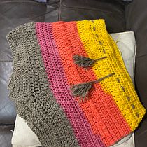 Mi proyecto del curso:  Top-down: prendas a crochet de una sola pieza. Fashion Design, Fiber Arts, DIY, Crochet, and Textile Design project by vanevane - 10.02.2022