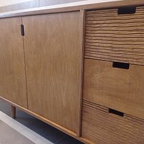 Il mio progetto del corso: Design e costruzione di mobili per principianti. Artesanato, Design e fabricação de móveis, Design de interiores, DIY, e Marcenaria projeto de Vito Picciarelli - 01.10.2022